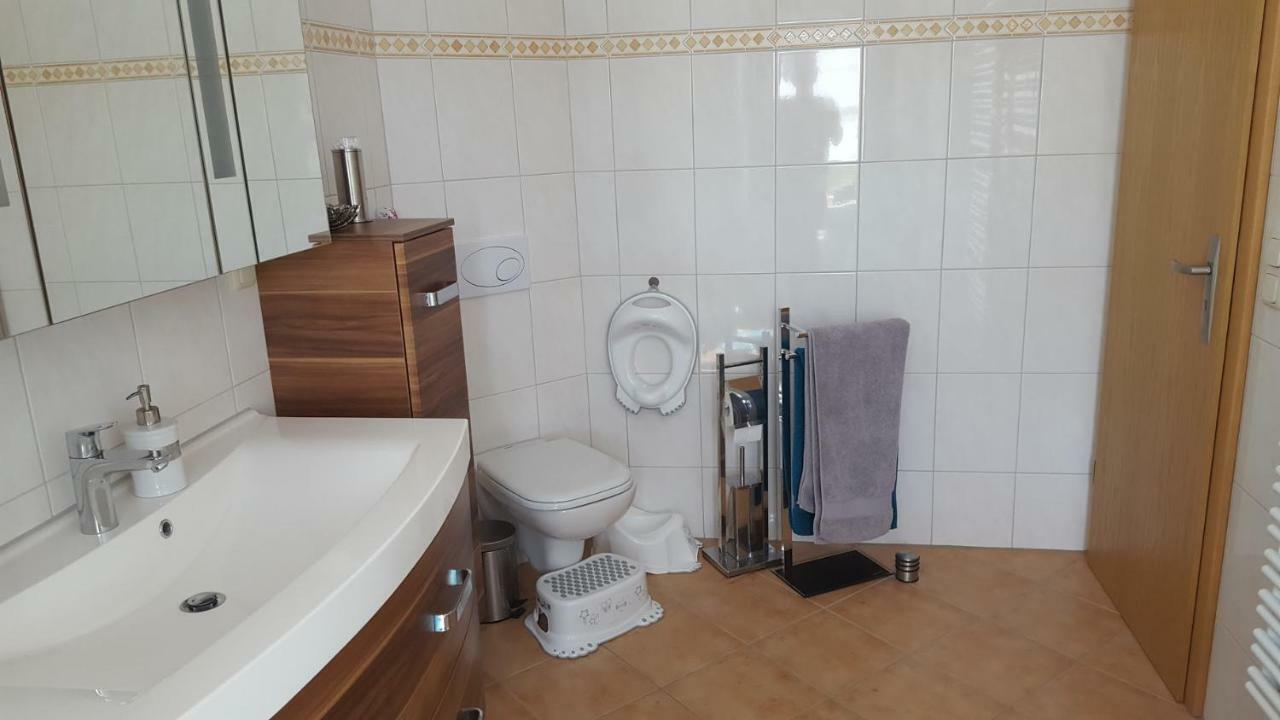 Moderne Komfortwohnung Im Kurort Am Rennsteig Apartment Finsterbergen